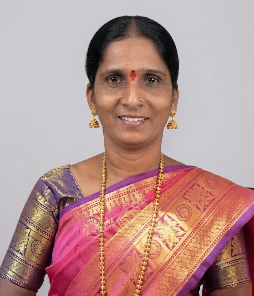Bhavana Bhagwan  Gawade - Part time Cleaner and Cook and Patient Care and Elderly Care and Baby Sitter in Diva East in Mumbai